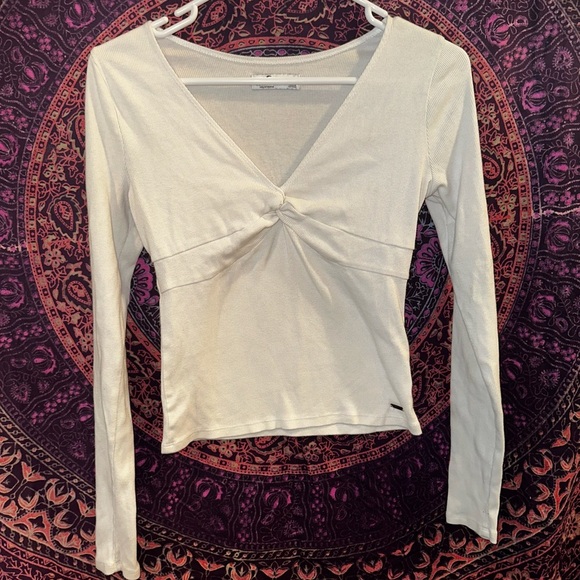 Hollister Top - Picture 4 of 8